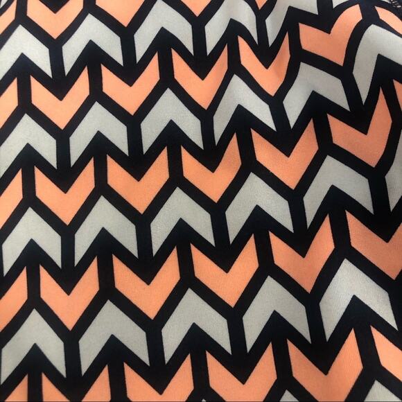 THE UPSIDE Women's Black‎ Geometric print Yoga Pants Size 6 / Small - Picture 6 of 6